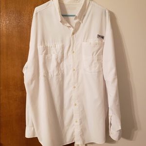 Columbia PFG shirt (No size tag, fits like a XXL)